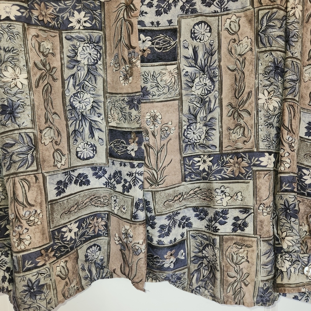 Casual Corner 100% Silk Floral Patchwork Vibe Blouse Size L Brown/Blue/Green - Picture 6 of 10